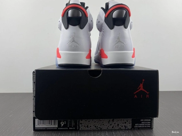 Bmlin Retro (2014) 384664-123 Infrared 6 Jordan White 0824
